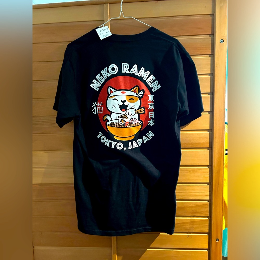 BNWT LCM INTERNATIONAL BLACK TEE NEKO RAMEN T-SHIRT